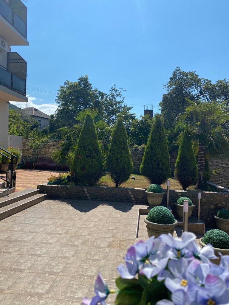 تساندريبش Park-Hotel Abkhazia المظهر الخارجي الصورة